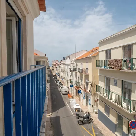 Seaside Balcony 50m To By Feel *